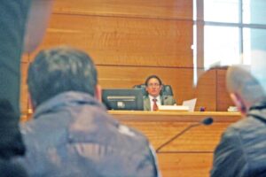 Adolescente fue detenido mientras robaba en oficina de abogado