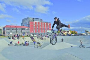Las ruedas sintieron el viento natalino en el  Primer Campeonato de BMX, “Natural Bike Contest”