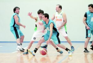 Equipos juegan semana clave en el Torneo de Básquetbol sokolino