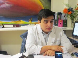 Renuncia de oncólogo infantil del Hospital Clínico genera incertidumbre en familias magallánicas