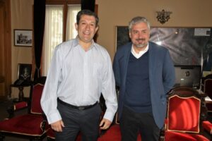 Ministro de Cultura se reunió con alcalde de la comuna