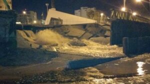 Puerto Madryn registra fuerte temporal de lluvia: en una tarde llovió lo de medio año