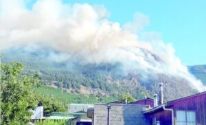 Alerta Roja por incendio forestal en Coyhaique