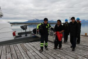 Hasta Natales fue evacuado poblador de Puerto Edén por motivos de salud