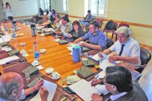 CORE y Hacienda siguen buscando mejorar el futuro estatuto para la región