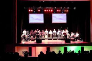 Se estrenó “Cantata  al Petróleo”