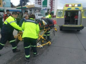 Hombre lesionado luego de  ser atropellado por colectivo
