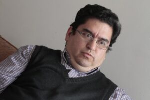 Repudian a Boccazzi en redes sociales tras querella