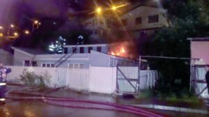 Investigan posible intencionalidad en incendio de vivienda en Río de la Mano