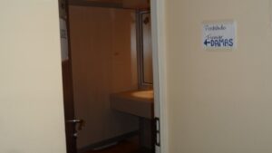 Noventa personas al día hacen uso  de los baños de Colón con Bories