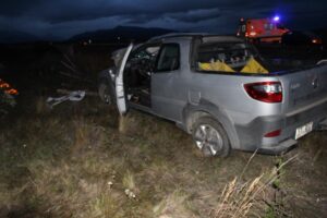 Accidente automovilístico deja tres personas lesionadas