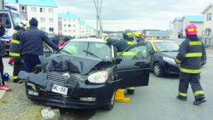 Seguidillas de accidentes de tránsito marcó el “Día de los Enamorados” en Punta Arenas