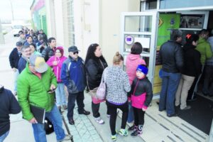 Hoy vence plazo para renovar permisos  de circulación