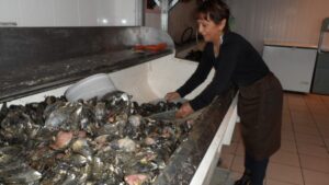 Empezaron a llegar mariscos para la Semana Santa en Punta Arenas