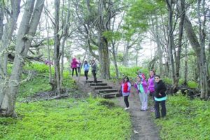 Mujeres de Seno Almirantazgo concurrieron a reserva forestal