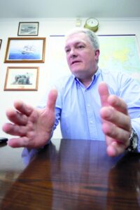 ENAP desmiente afirmaciones de Kusanovic, mientras consejero pide que digan la verdad