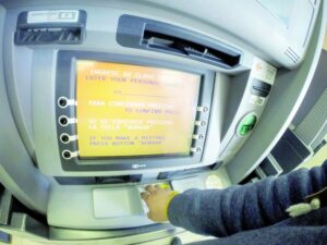PDI trabaja con Santiago  por clonación de tarjeta