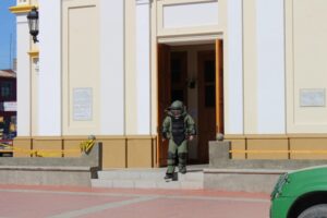 En Natales objeto sospechoso en parroquia movilizó a personal del Gope