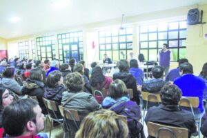 Asistentes de Educación de Magallanes se unen por impacto de desmunicipalización