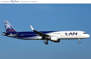 LAN lamenta los contratiempos que sufrirán 550 mil pasajeros por el cambio de hora