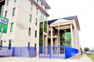 Joven de 19 años cumplirá en libertad condena por mantener relaciones con menor de edad