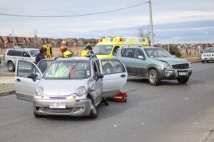 Mujer resultó lesionada en accidente de tránsito ocurrido en Hornillas esquina Los Acacios