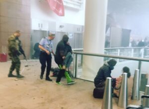 Atentado en Bruselas: más de 30 muertos en el aeropuerto y el metro