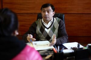 Director de tránsito advierte congestión vehicular