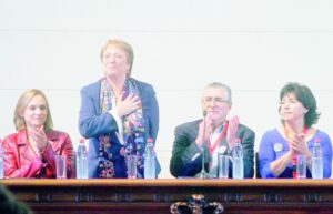 Senadora Carolina Goic asumió presidencia nacional de la Democracia Cristiana