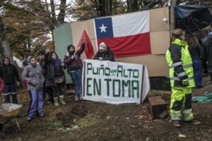 Serviu podría adquirir terreno de “toma” que es propiedad de ex intendente regional