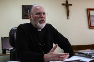 Obispo Bernardo Bastres llamó a los jóvenes a ser responsables de sus actos