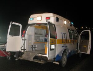 Una fractura de pelvis sufrió persona indigente que fue atropellada en céntrica esquina