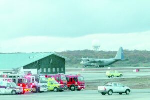 Falla en tren  de aterrizaje de avión activó las alarmas