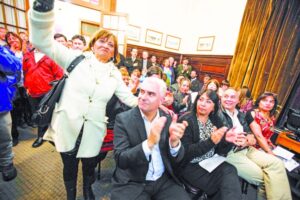 “No vamos a defender ni a  poner las manos al fuego por  algo que está en Contraloría”