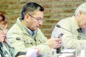Consejero electo con 31 votos ocuparía puesto de candidato