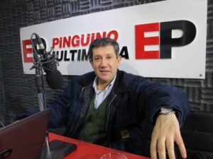 Alcalde confirmó que participará en primarias, pero legales, no convencionales