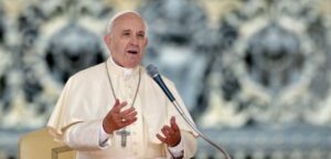 Vaticano anuncia el cierre de casi 5.000 cuentas bancarias “sospechosas”