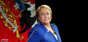Bachelet busca alinear posturas tras críticas de Insulza al Proceso Constituyente