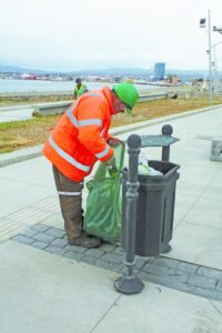 Empresa de barrido Áreas Verdes elevó reclamó a Mercado Público