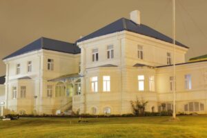 Corte de Punta Arenas no consideró ilegal o arbitrario el accionar de isapre Consalud por tratamiento médico