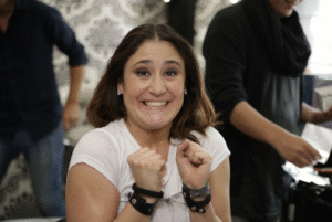 Con presencia de la destacada actriz Belén Mora se realizará Bar Concert y Stand Up Comedy.