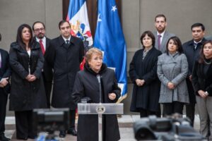 Presidenta Bachelet aseguró haber dado instrucciones a Energía para estudiar horario diferido para Magallanes