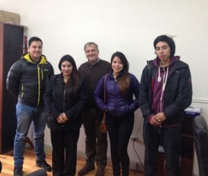 Asociación de salmonicultores de Magallanes entregó becas de estudio año 2016