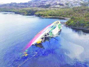 Fiscalía formalizará a capitán del buque Amadeo I por daño ambiental en el Kirke
