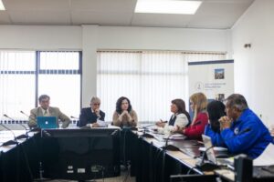 Mesa del Sector Público busca colaboración de la UMAG para avanzar en negociación con el Gobierno
