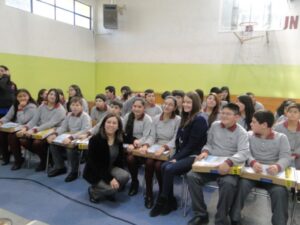 Seremi de Educación saluda a los alumnos en su día y los insta a convertirse en ciudadanos con plenos derechos.