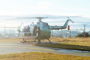 Dos funcionarios de Carabineros resultaron lesionados al volcar el vehículo policial en el que viajaban