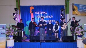 Hoy se cierran postulaciones  para el XXIII Festival Folklórico  Estudiantil en la Patagonia