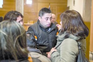 Familia de mujer fallecida encaró a  conductor que se fugó tras atropello
