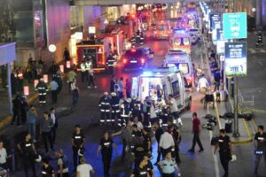 A 50 se eleva el número de personas fallecidas por atentado en aeropuerto de Estambul